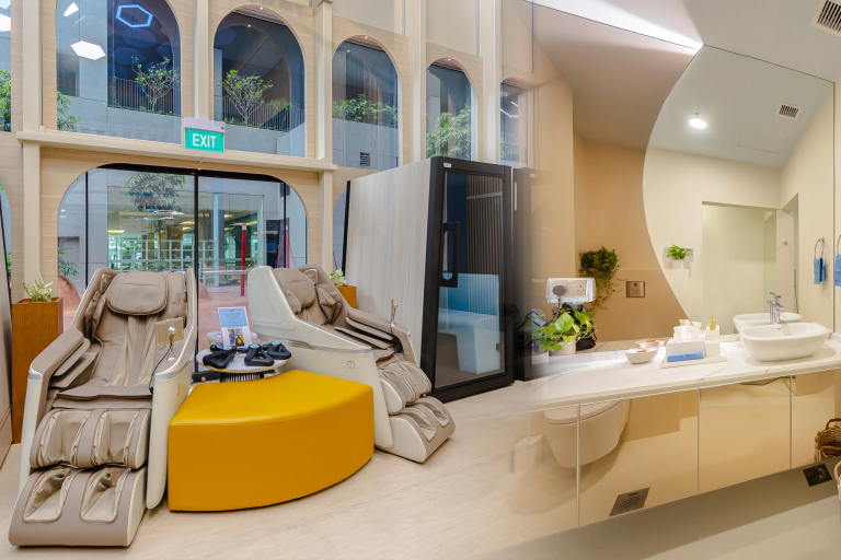 Recovery-and-wellness fitness-session-in-Singapore-infitnity-fitness-studio